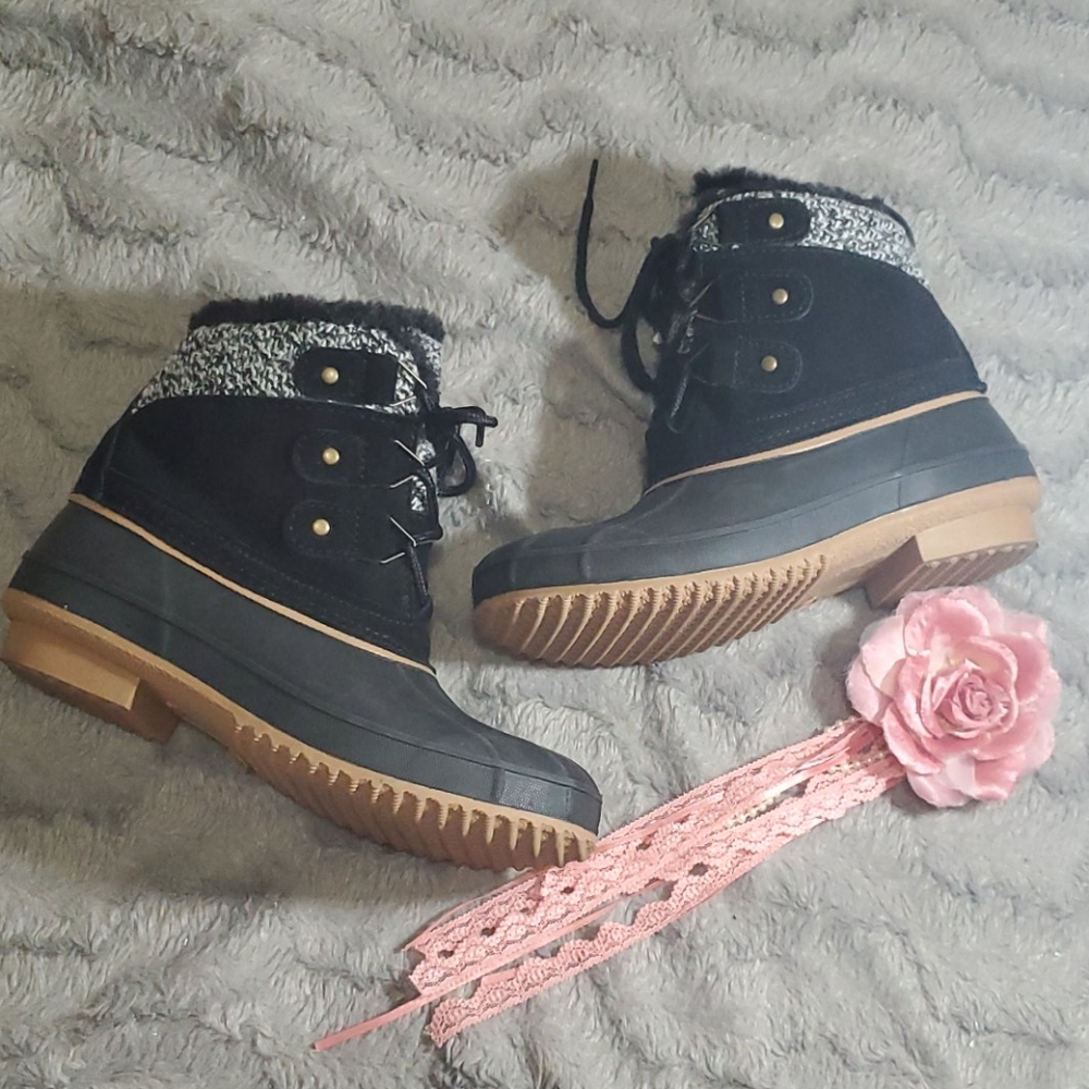 Womens snow boots